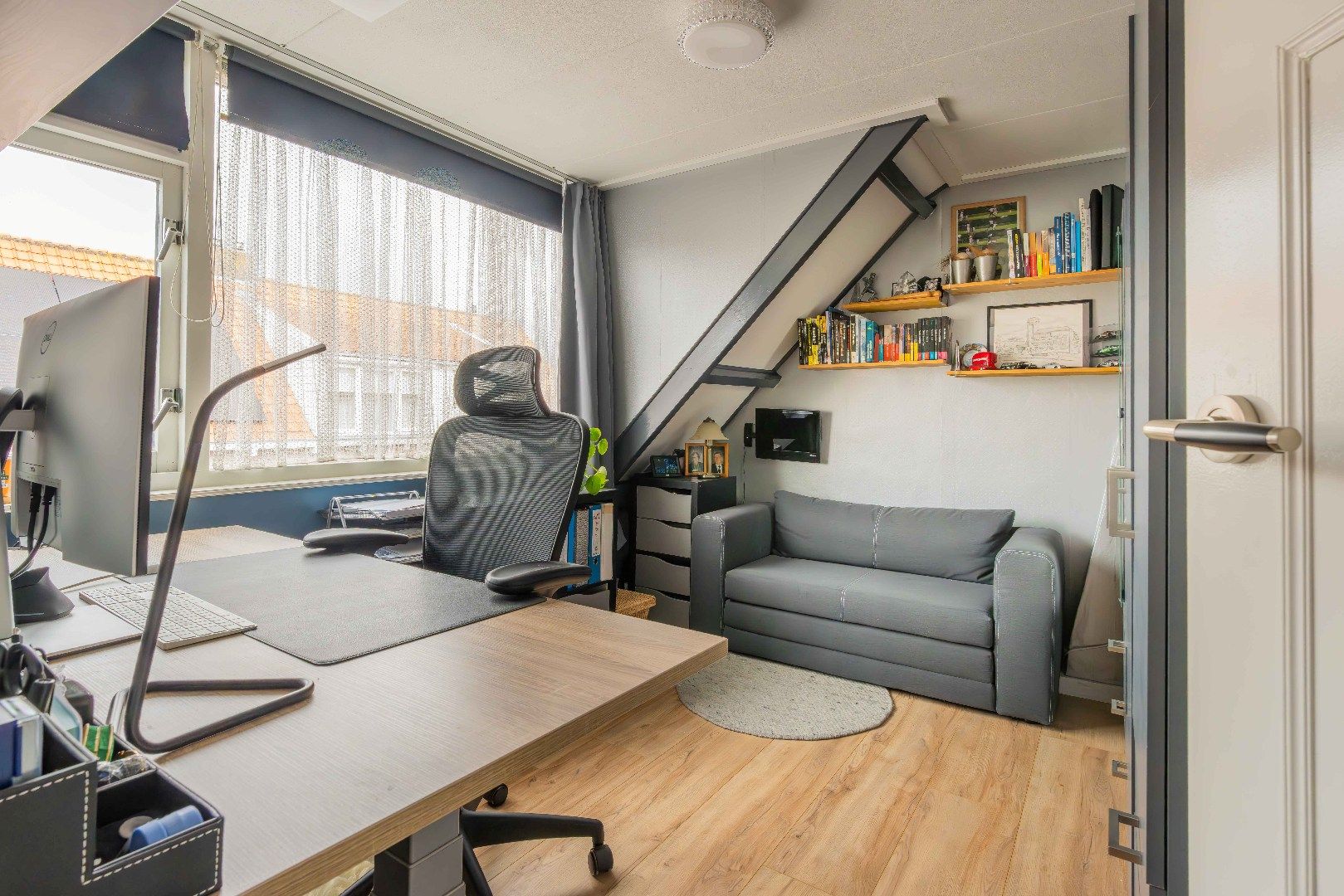 Photo 27 of Emmastraat 48