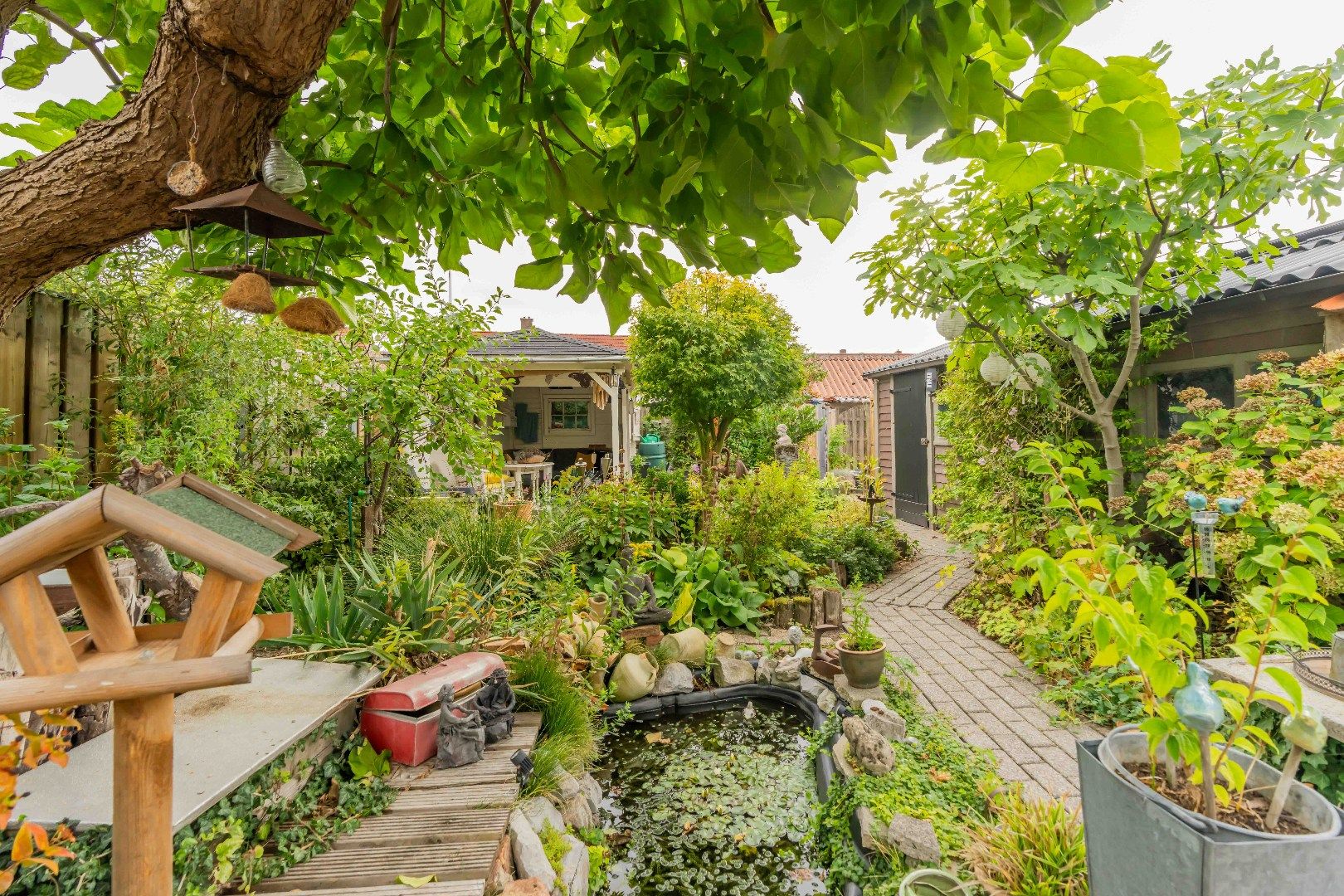 Photo 33 of Emmastraat 48