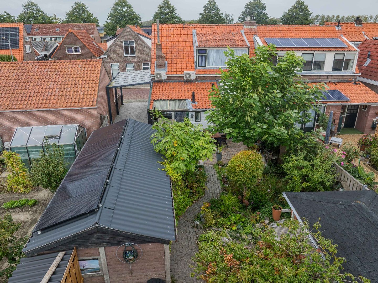 Photo 40 of Emmastraat 48