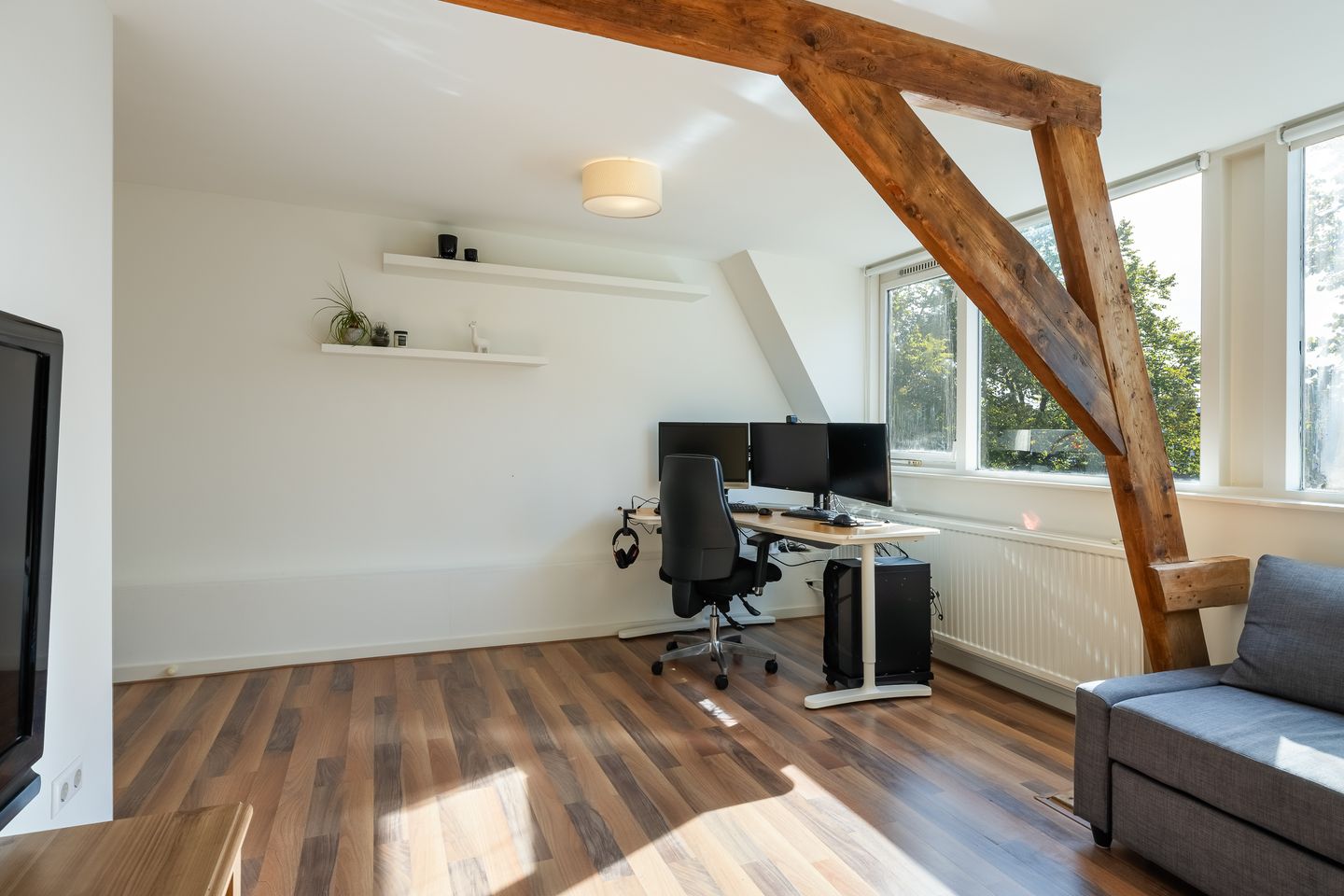 Foto 35 van Croeselaan 230