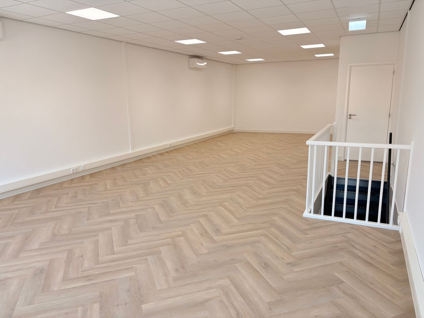 Bekijk foto 4 van Dijnselburgerlaan 3-A2