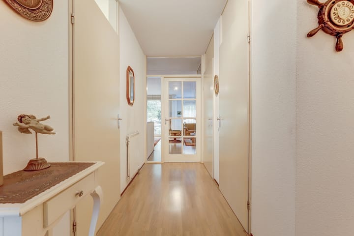 Foto 8 van Meester Linssenhof 45