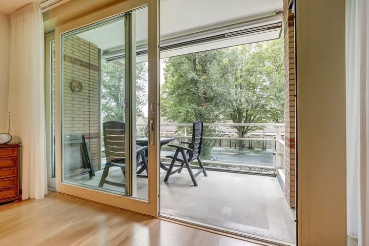 Foto 19 van Meester Linssenhof 45