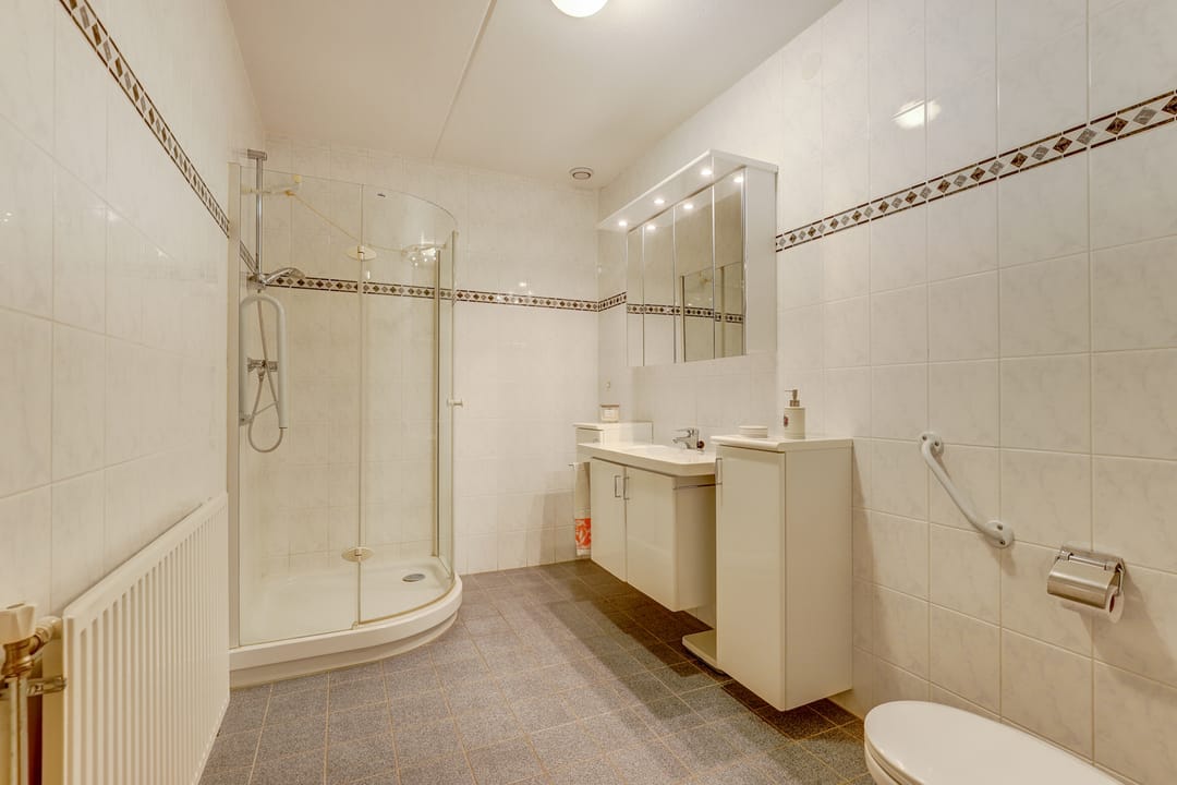 Foto 28 van Meester Linssenhof 45