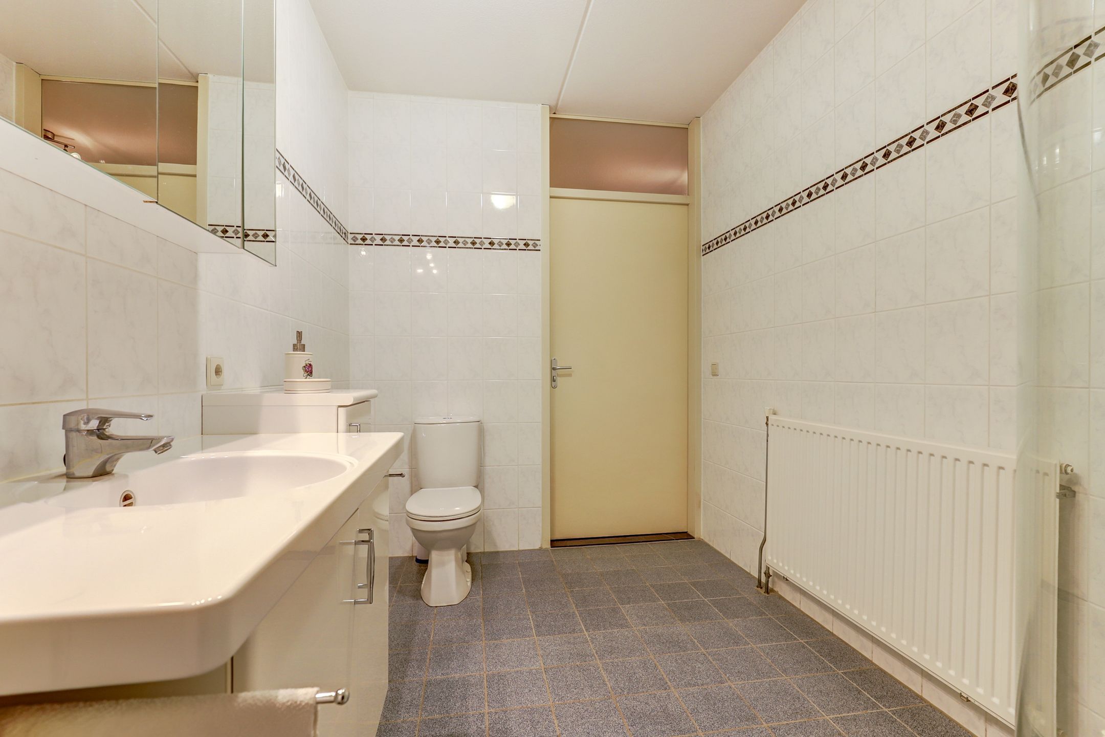 Foto 30 van Meester Linssenhof 45