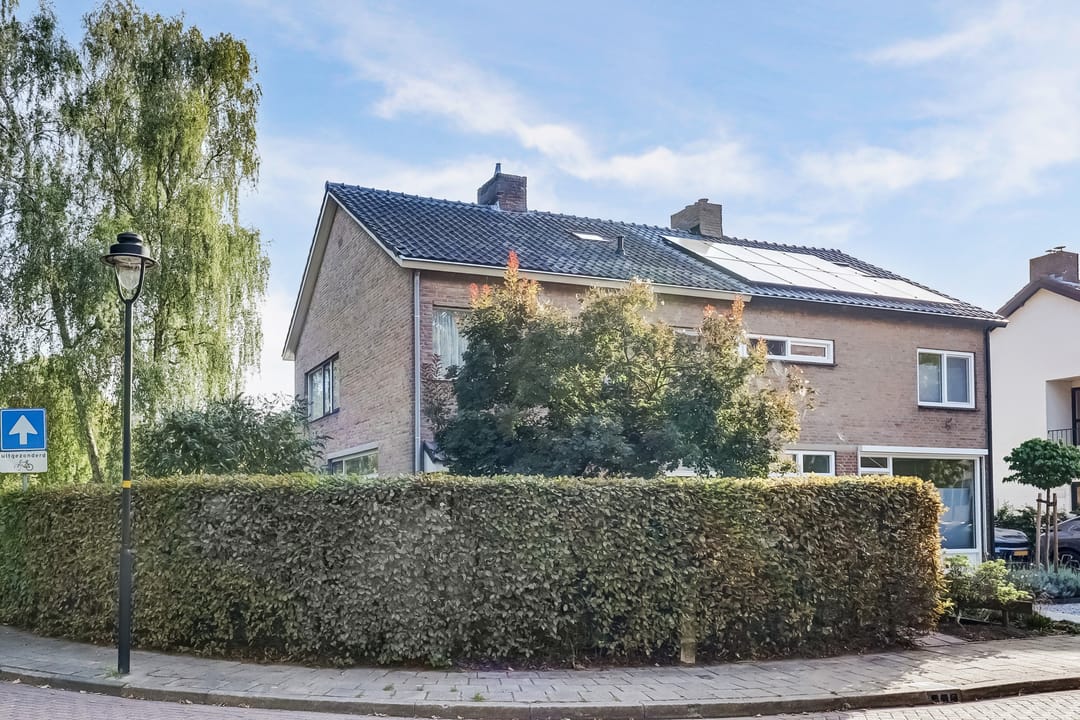 Photo 2 of Lidwinastraat 10