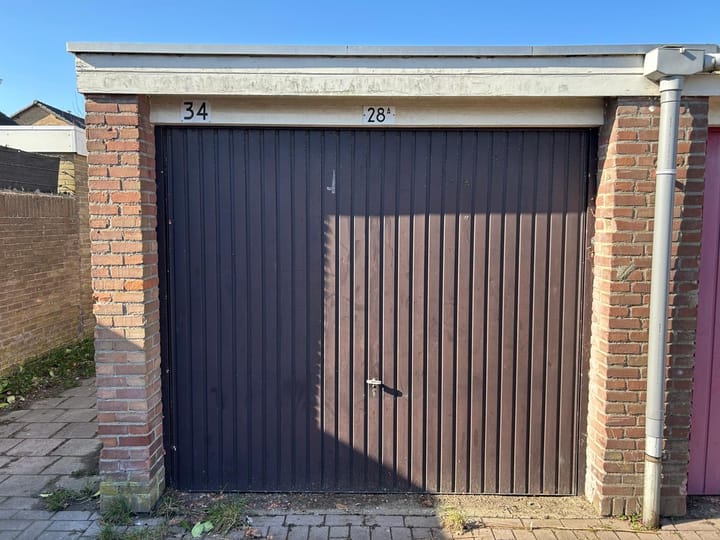 Photo 1 of Roemer Visscherlaan 28A