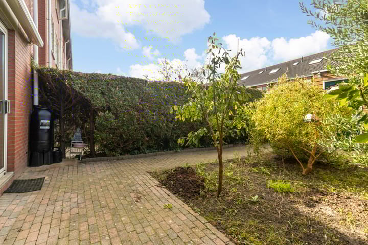 Foto 28 van Cornelis Matelieffstraat 12