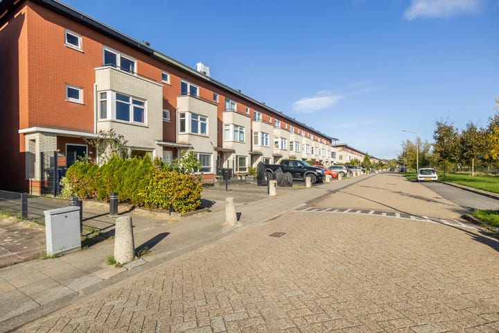 Foto 32 van Cornelis Matelieffstraat 12