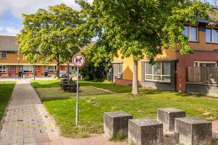 Foto 37 van Cornelis Matelieffstraat 12