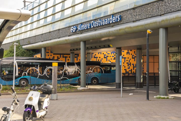 Foto 38 van Cornelis Matelieffstraat 12