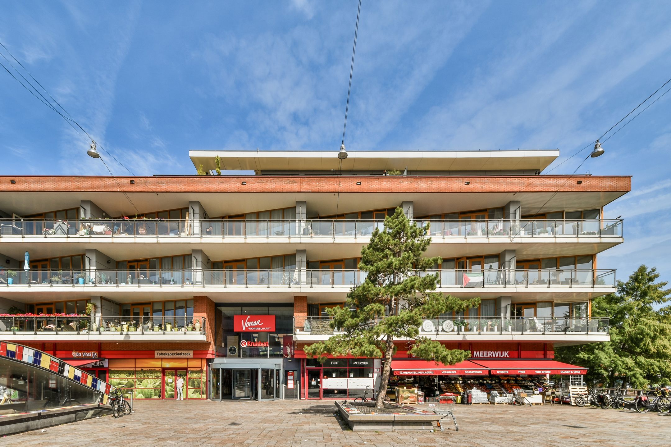 Foto 3 van Leonardo da Vinciplein 59