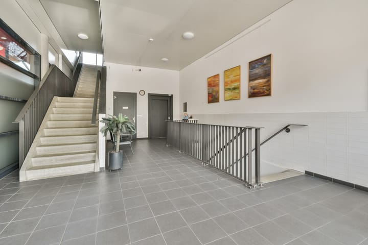 Foto 5 van Leonardo da Vinciplein 59