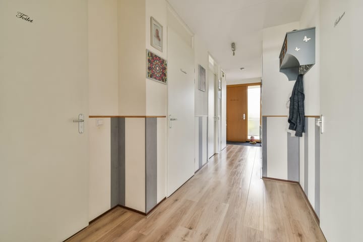 Foto 8 van Leonardo da Vinciplein 59