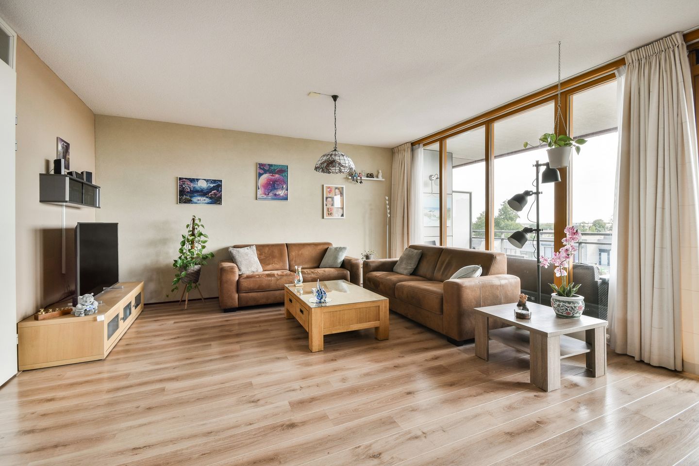 Foto 10 van Leonardo da Vinciplein 59