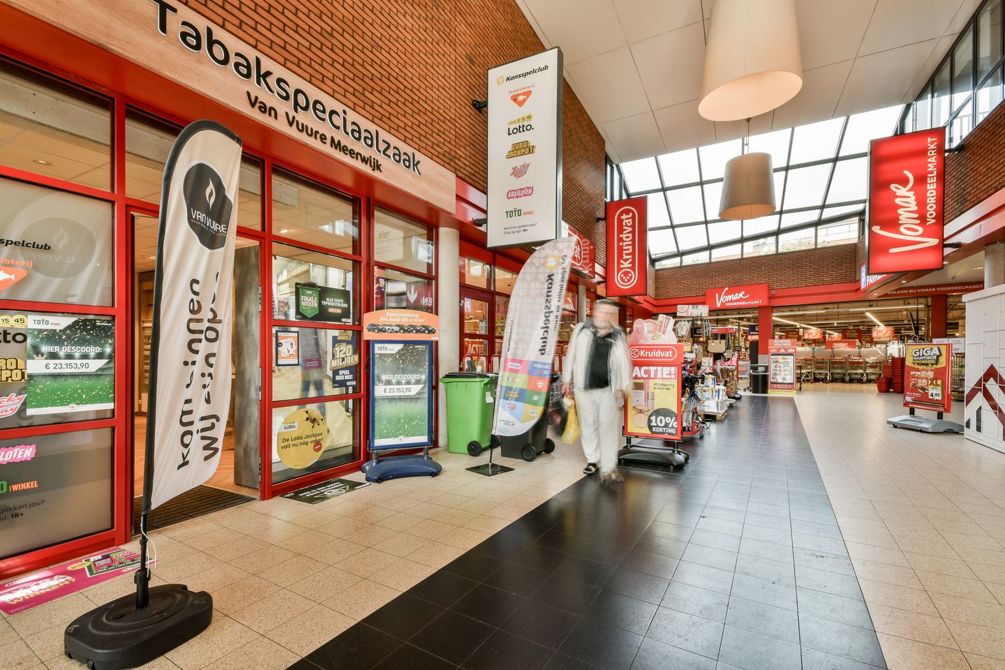 Foto 20 van Leonardo da Vinciplein 59