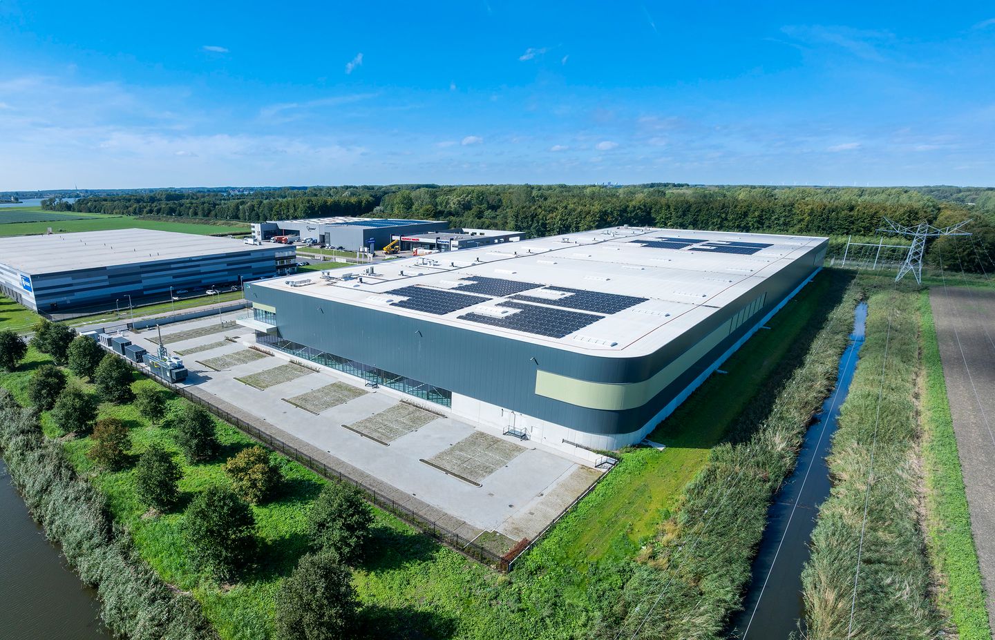 View photo 4 of Wittevrouwen 32