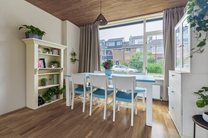 Foto 10 van van Halllaan 8