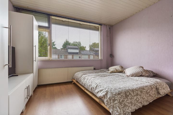 Foto 16 van van Halllaan 8