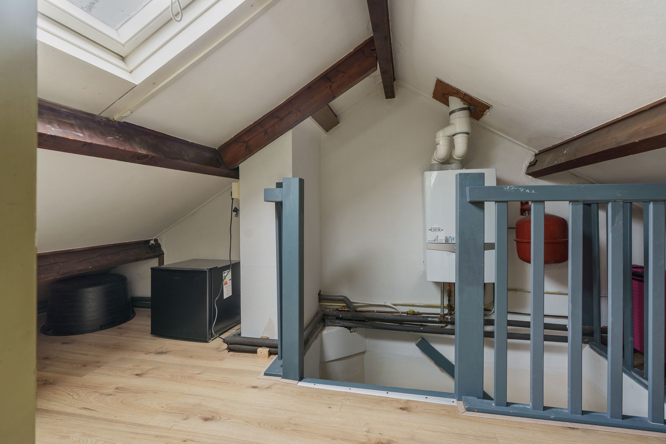 Foto 24 van van Halllaan 8