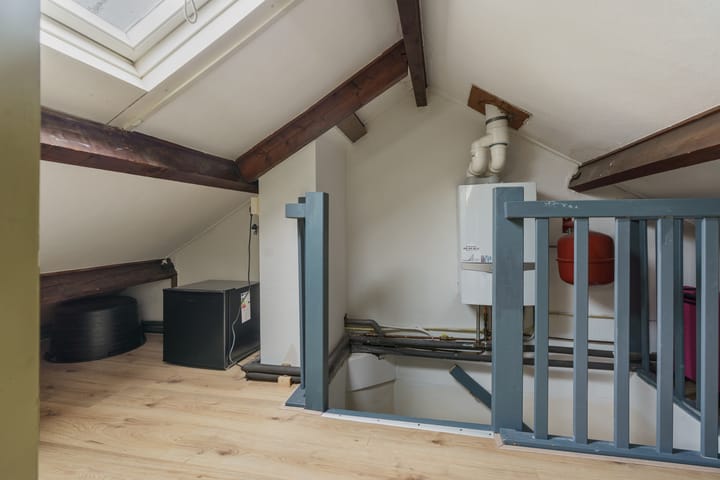 Foto 24 van van Halllaan 8