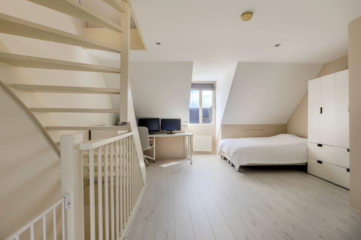 Foto 22 van Kruiskamplaan 146