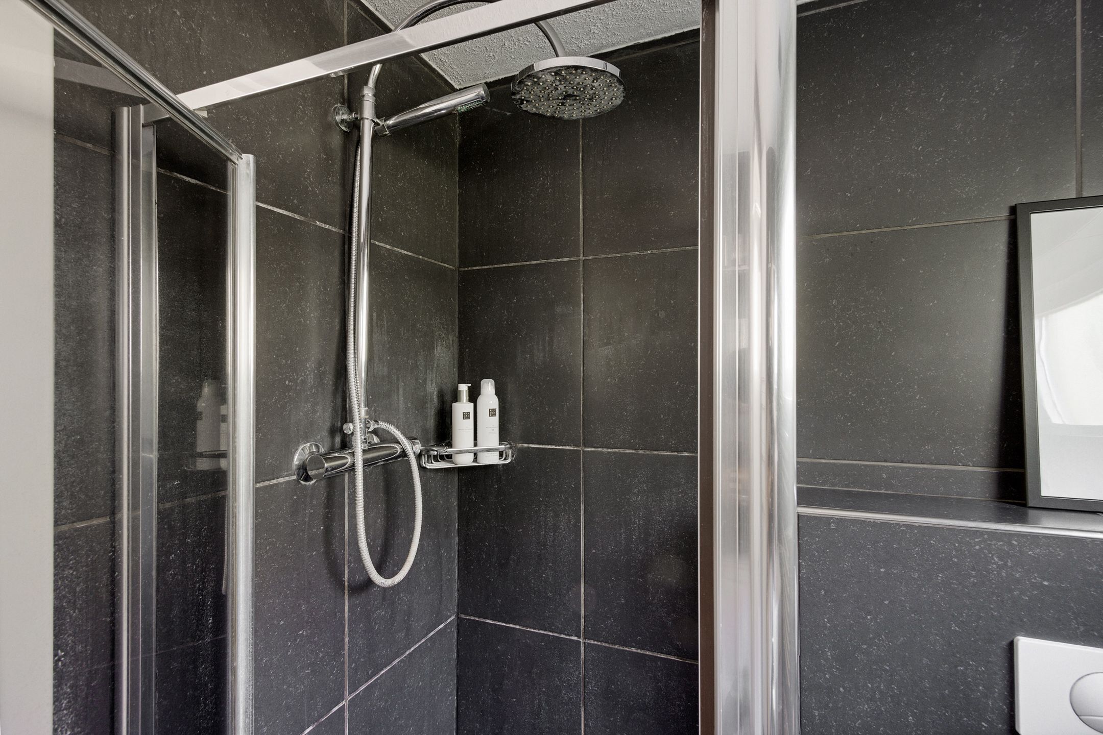 Photo 21 of Worp Tjaardastraat 77