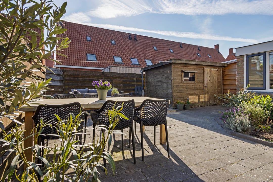 Photo 32 of Worp Tjaardastraat 77