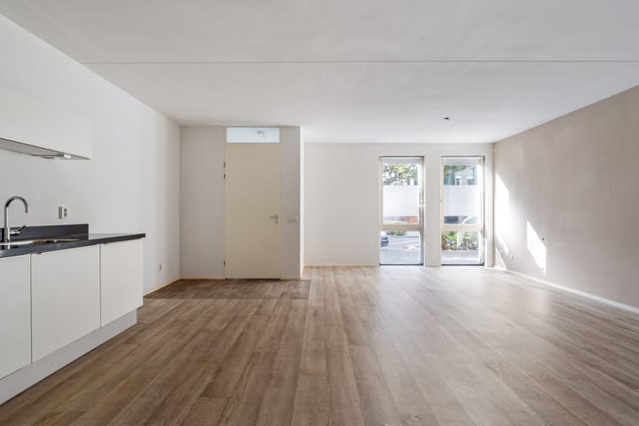 Foto 6 van Meerten Verhoffstraat 12-D