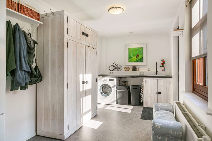 Photo 11 of van Heemstraweg 12