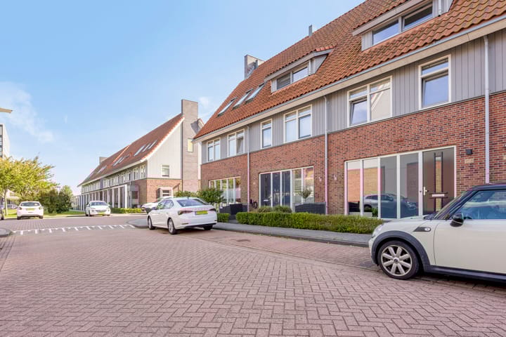 Foto 33 van Saarland 66