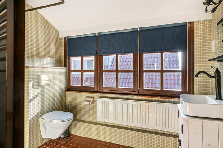 Photo 32 of van Heemstraweg 12