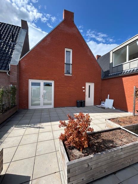 undefined main image