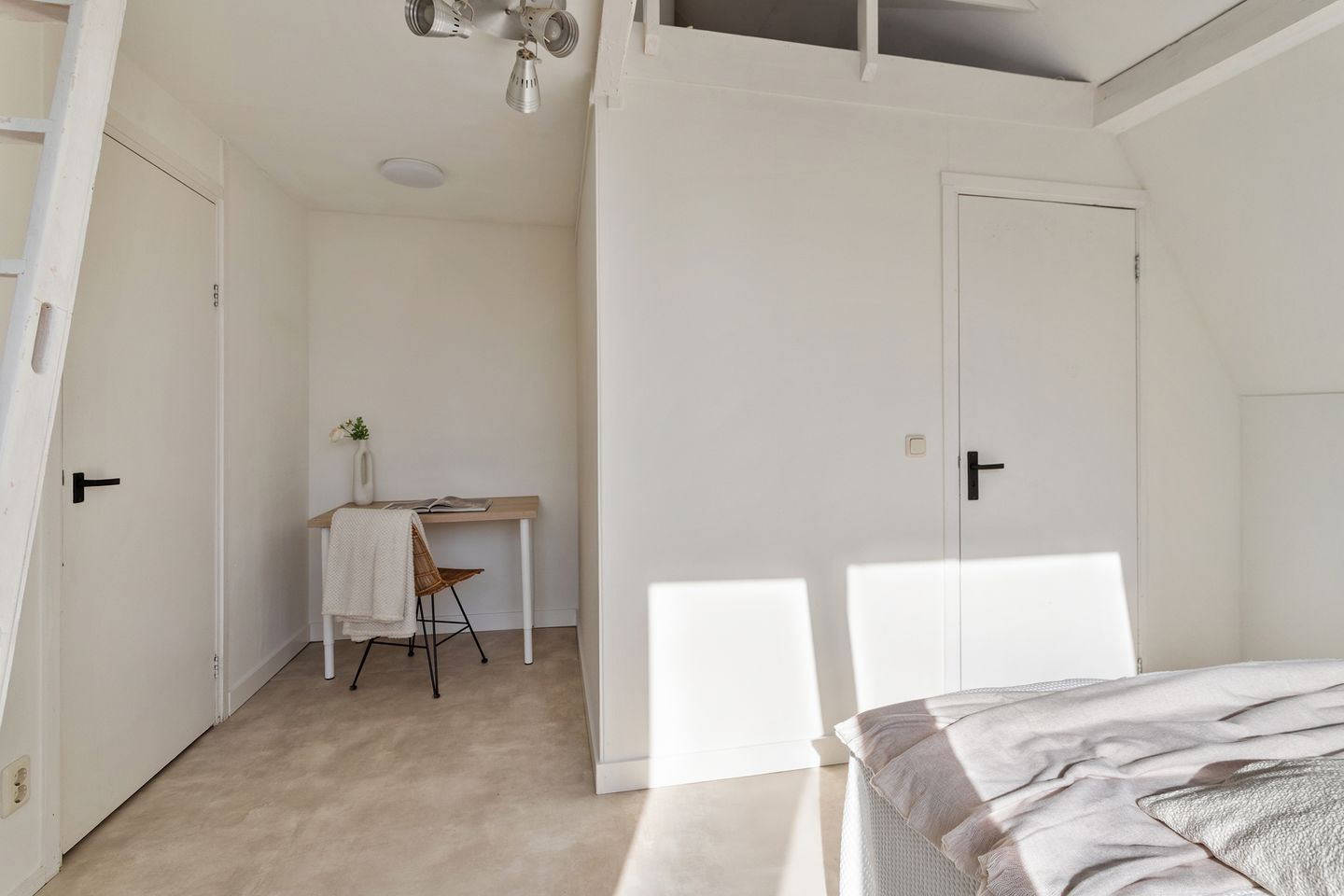 Photo 40 of Zandhofsestraat 140