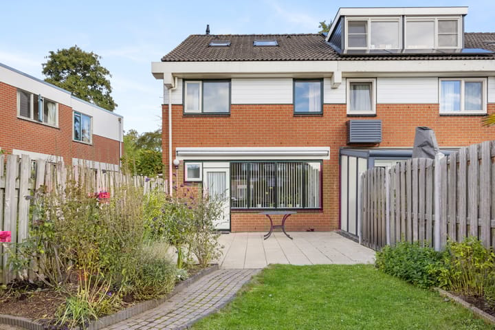 Photo 40 of Zwaardenburg 149