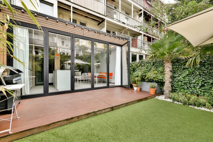 Photo 18 of Van Hogendorpstraat 154-H