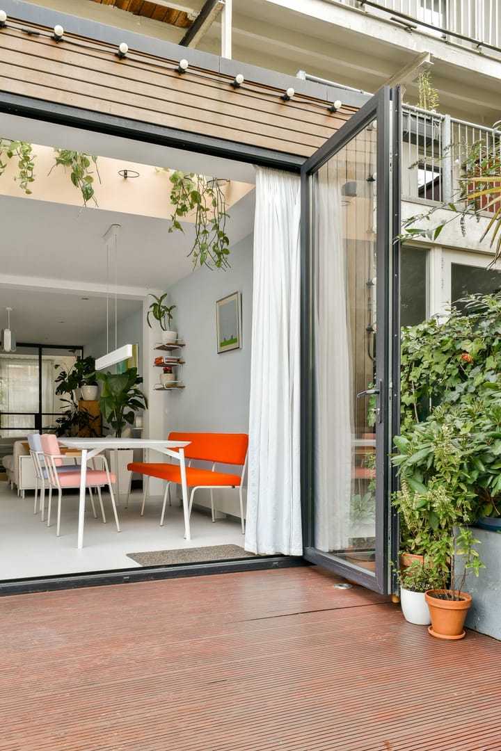 Photo 22 of Van Hogendorpstraat 154-H