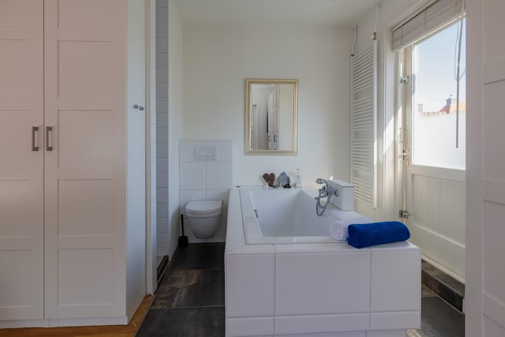 Photo 44 of Zeeweg 275