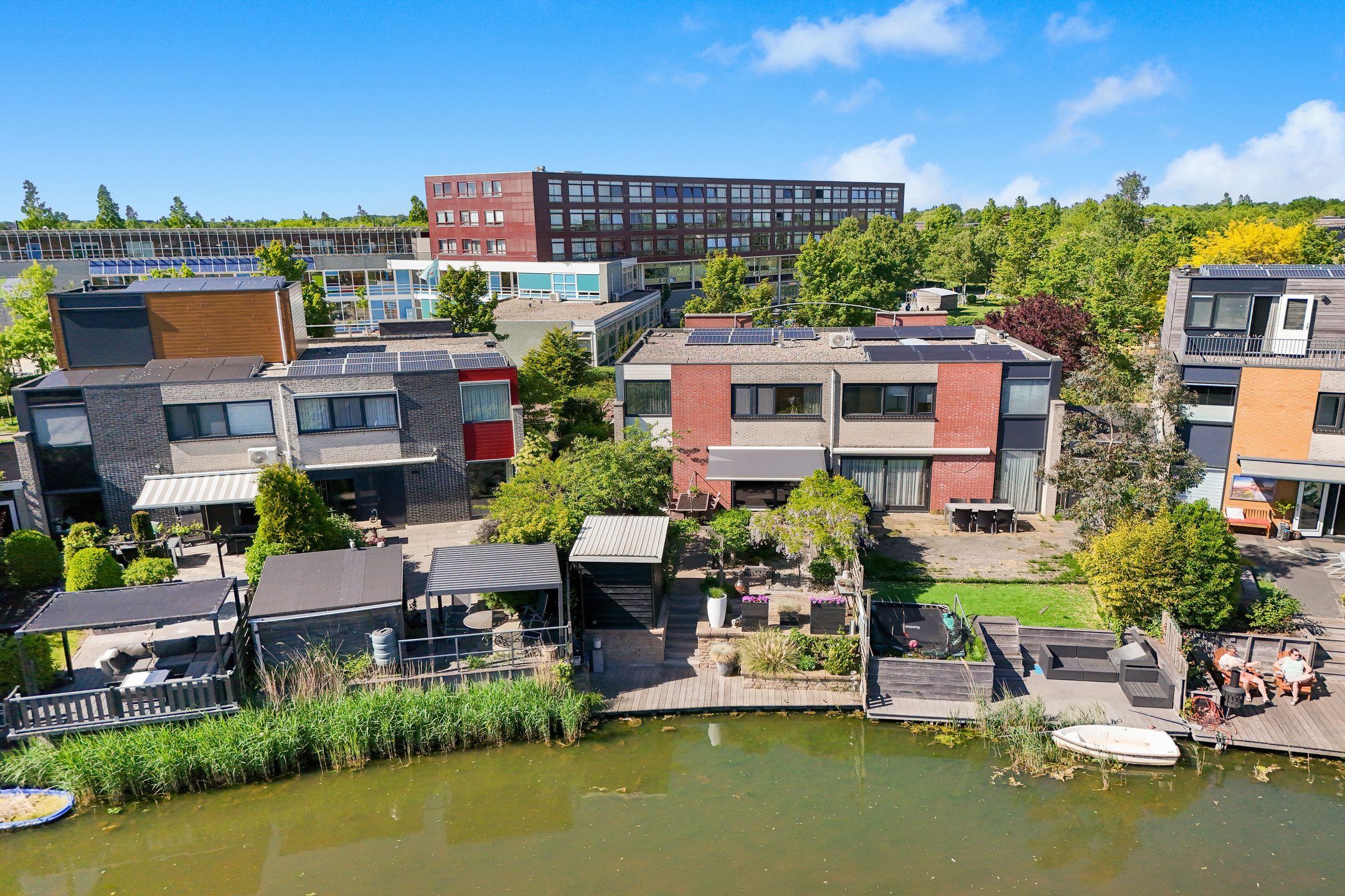 Foto 33 van Henriëtte Henriquez Pimenteltuin 30