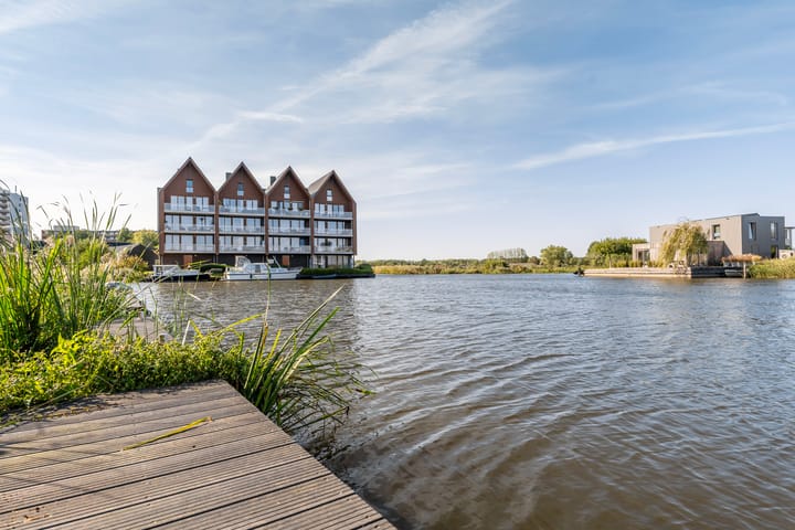 Foto 42 van Groningerstraatweg 363-G