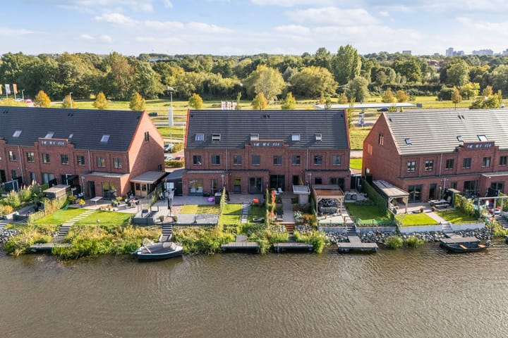 Foto 45 van Groningerstraatweg 363-G