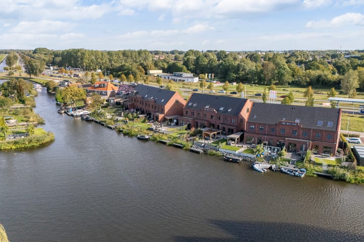 Foto 46 van Groningerstraatweg 363-G