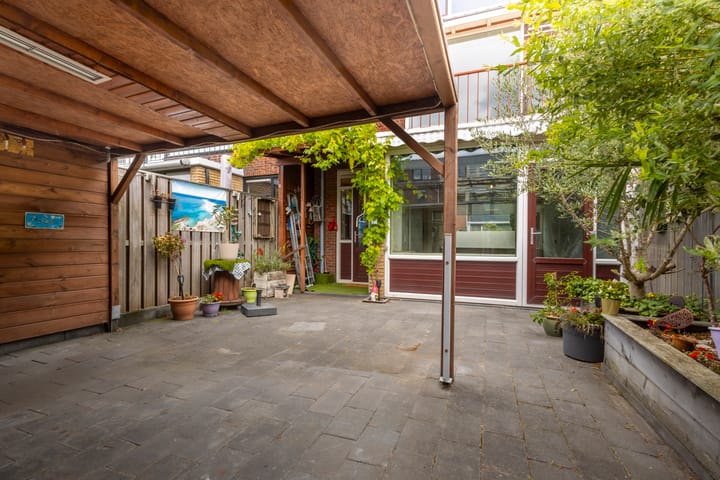 Foto 19 van Reviusstraat 10