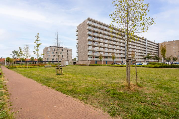 Foto 27 van Reviusstraat 10