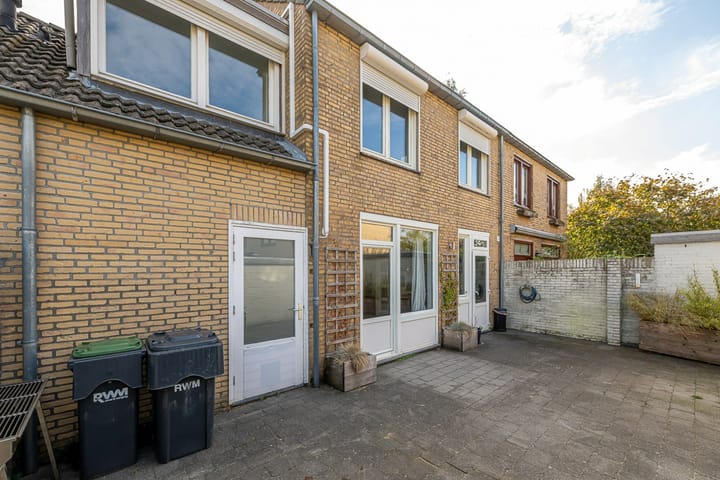 Photo 19 of Alexanderstraat 12