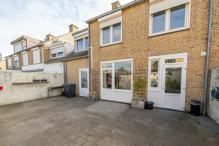 Photo 20 of Alexanderstraat 12