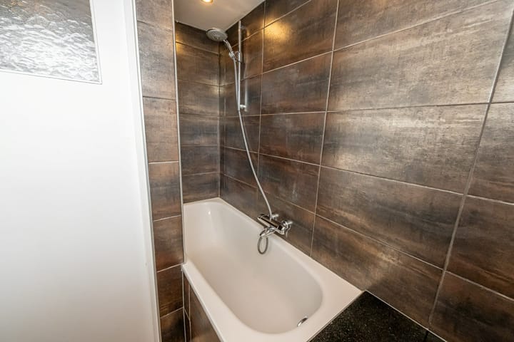 Photo 30 of Alexanderstraat 12