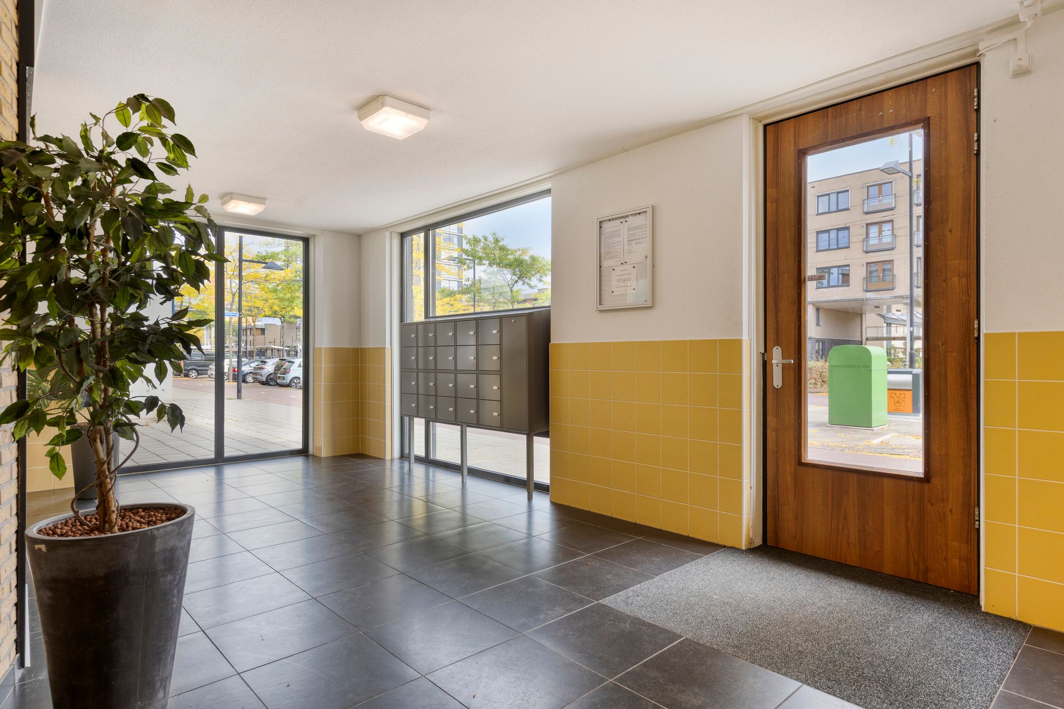 Foto 6 van Avenue Carré 213