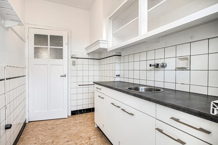 Foto 12 van Schoolstraat 76