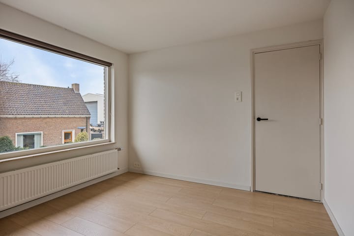 Foto 34 van Industriestraat 3